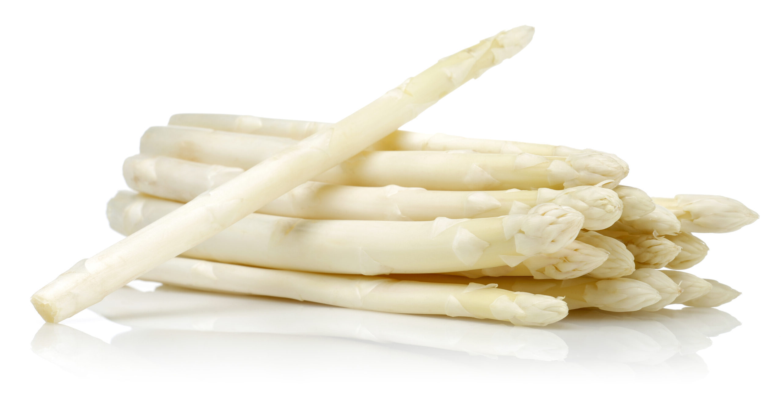 White,Asparagus,Sticks,Isolated,On,White,Background.,Studio,Shot.